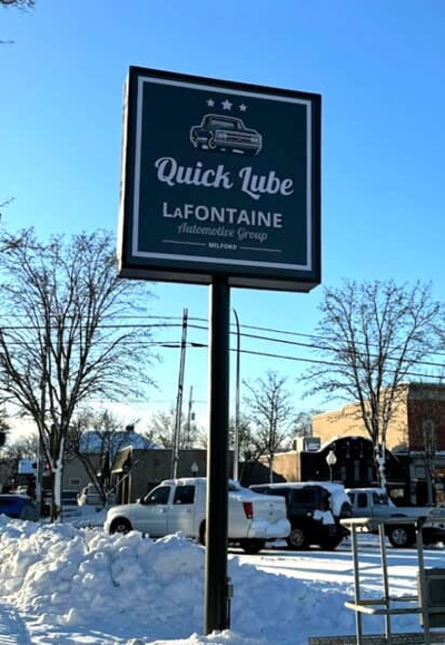 Exterior Signs Photo